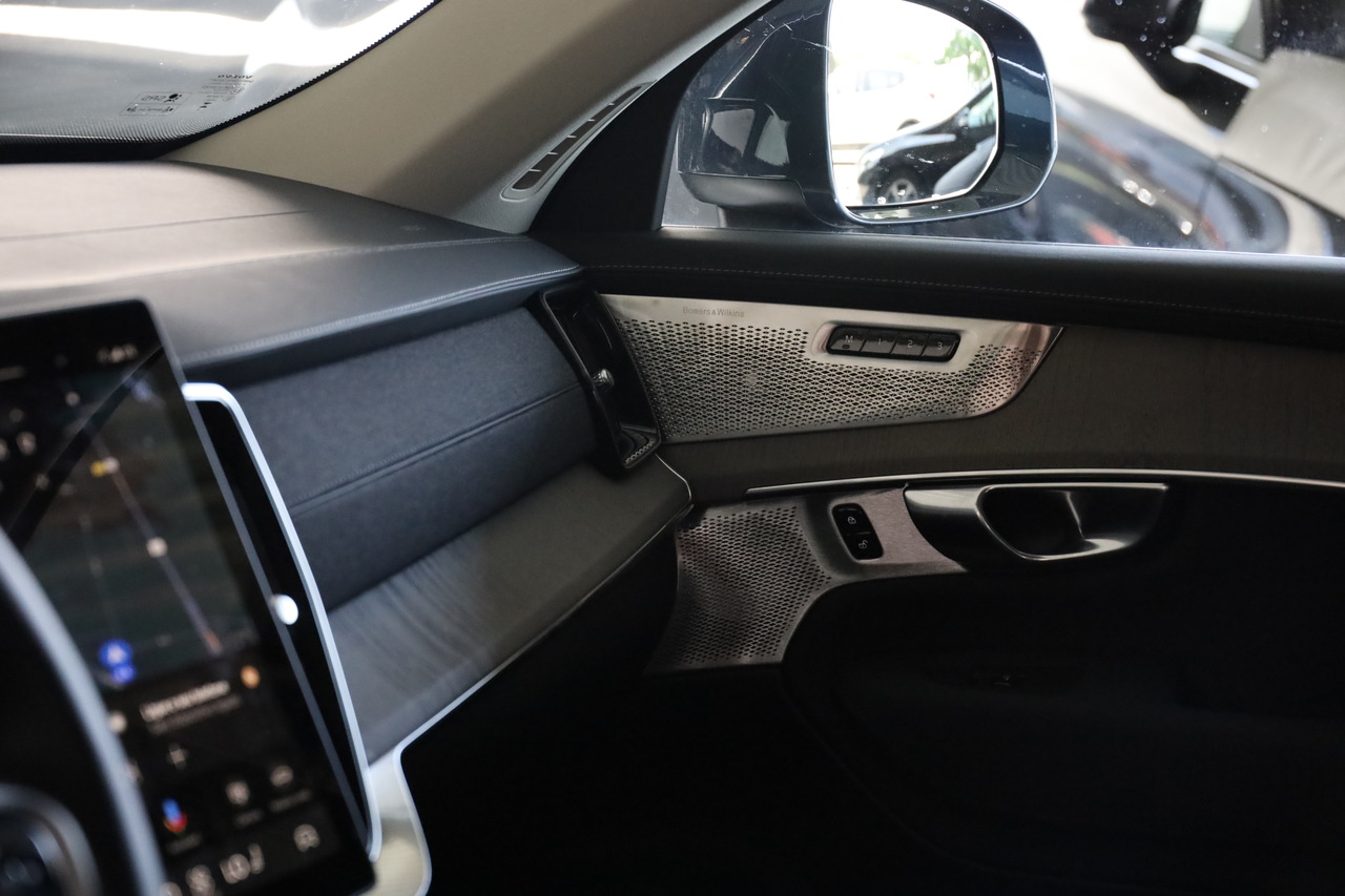 XC90 T8 Hibrido Plug-in Ultra Bright Geart.
