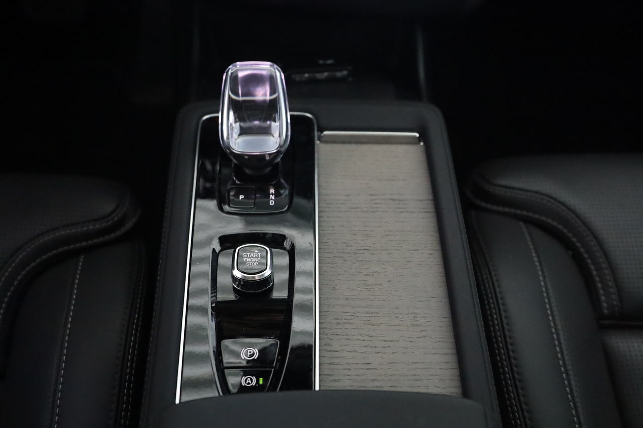 XC90 T8 Hibrido Plug-in Ultra Bright Geart.
