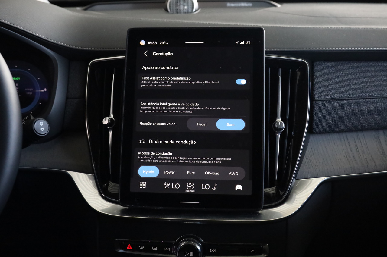 XC90 T8 Hibrido Plug-in Ultra Bright Geart.