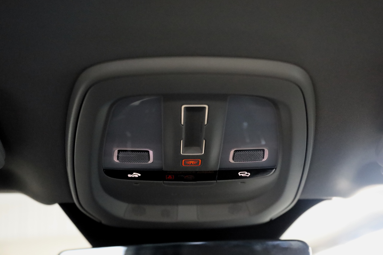 XC90 T8 Hibrido Plug-in Ultra Bright Geart.