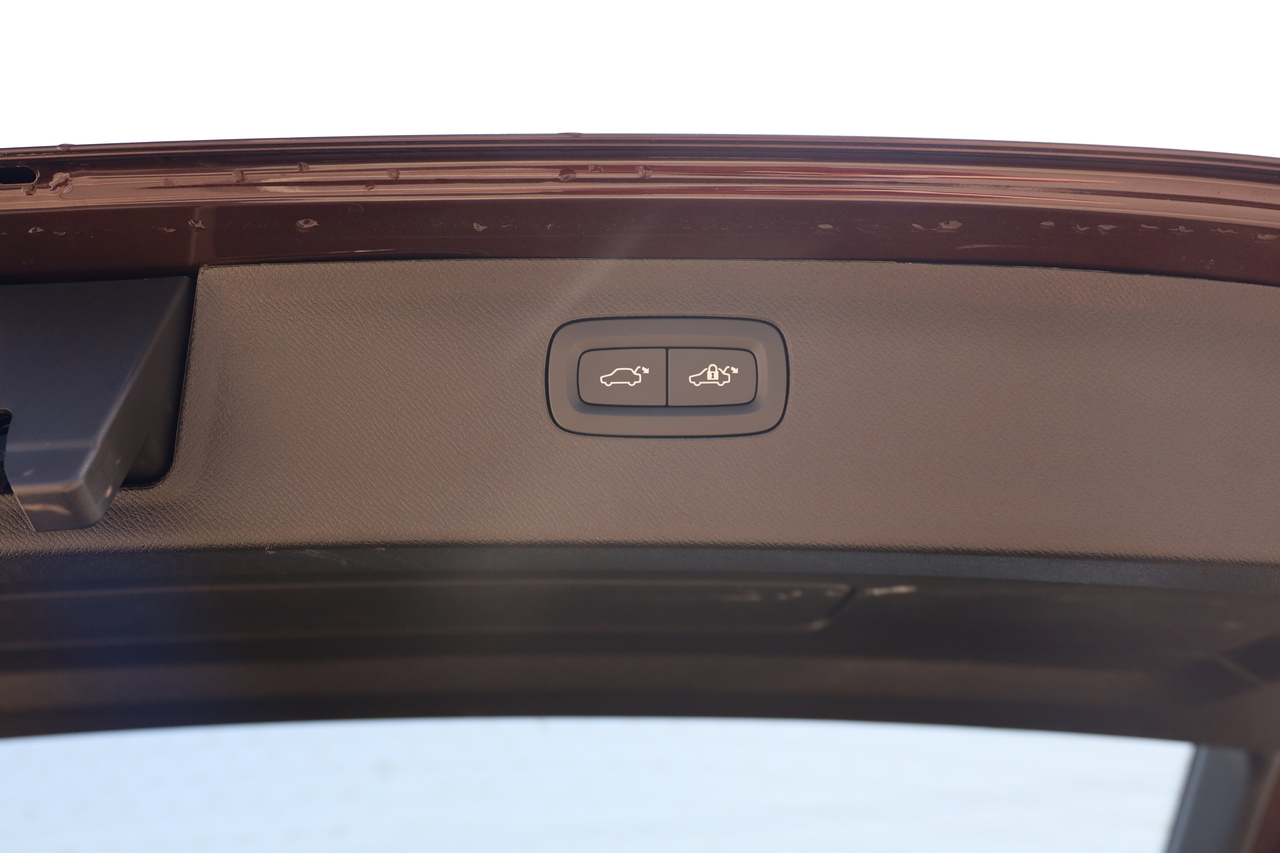 XC90 T8 Hibrido Plug-in Ultra Dark  Geart. AWD
