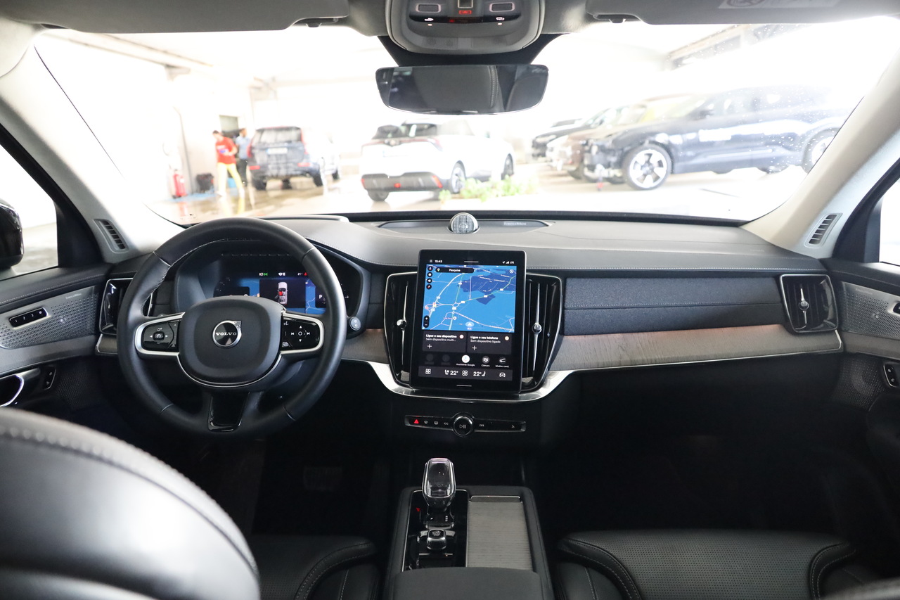 XC90 T8 Hibrido Plug-in Ultra Dark  Geart. AWD