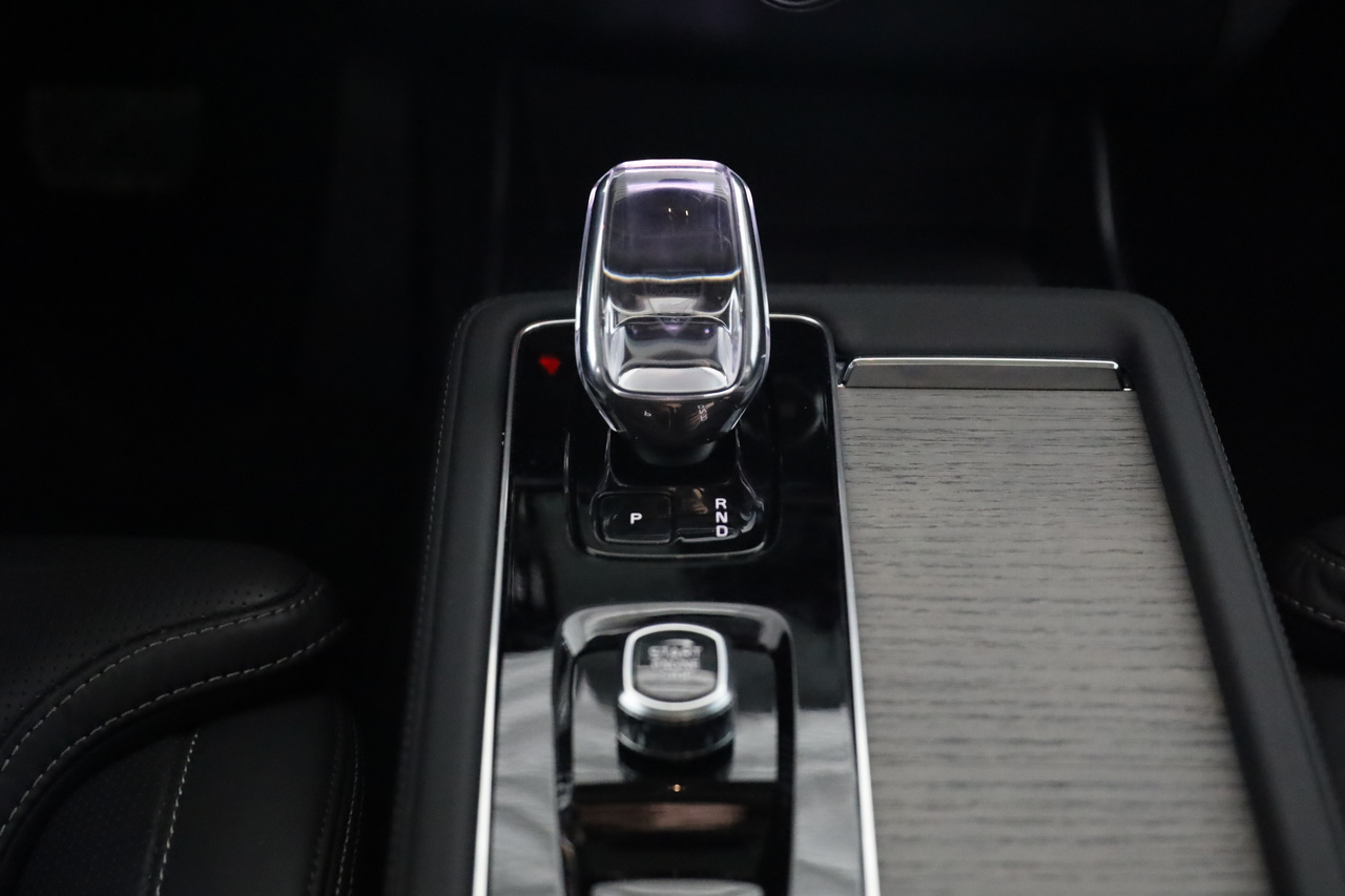 XC90 T8 Hibrido Plug-in Ultra Dark  Geart. AWD
