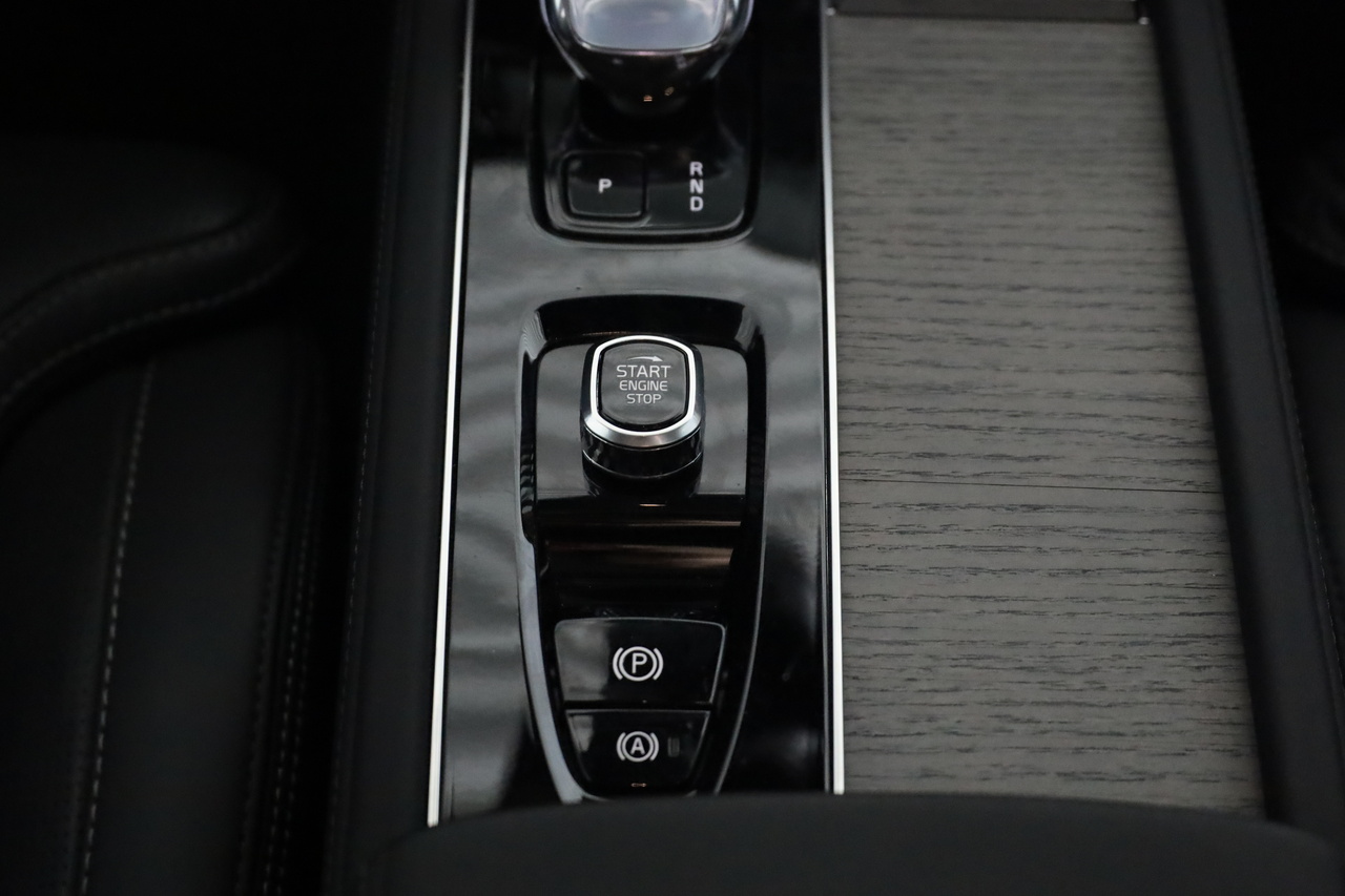 XC90 T8 Hibrido Plug-in Ultra Dark  Geart. AWD