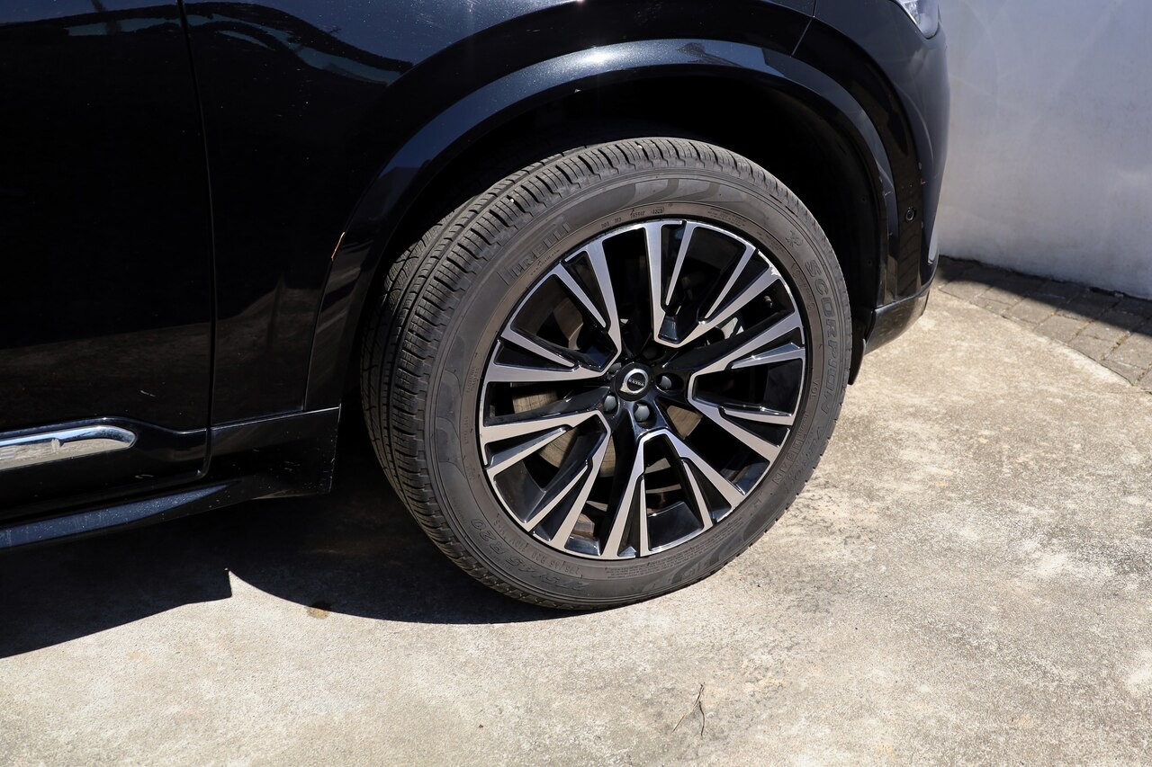 XC90 T8 Ultimate Bright