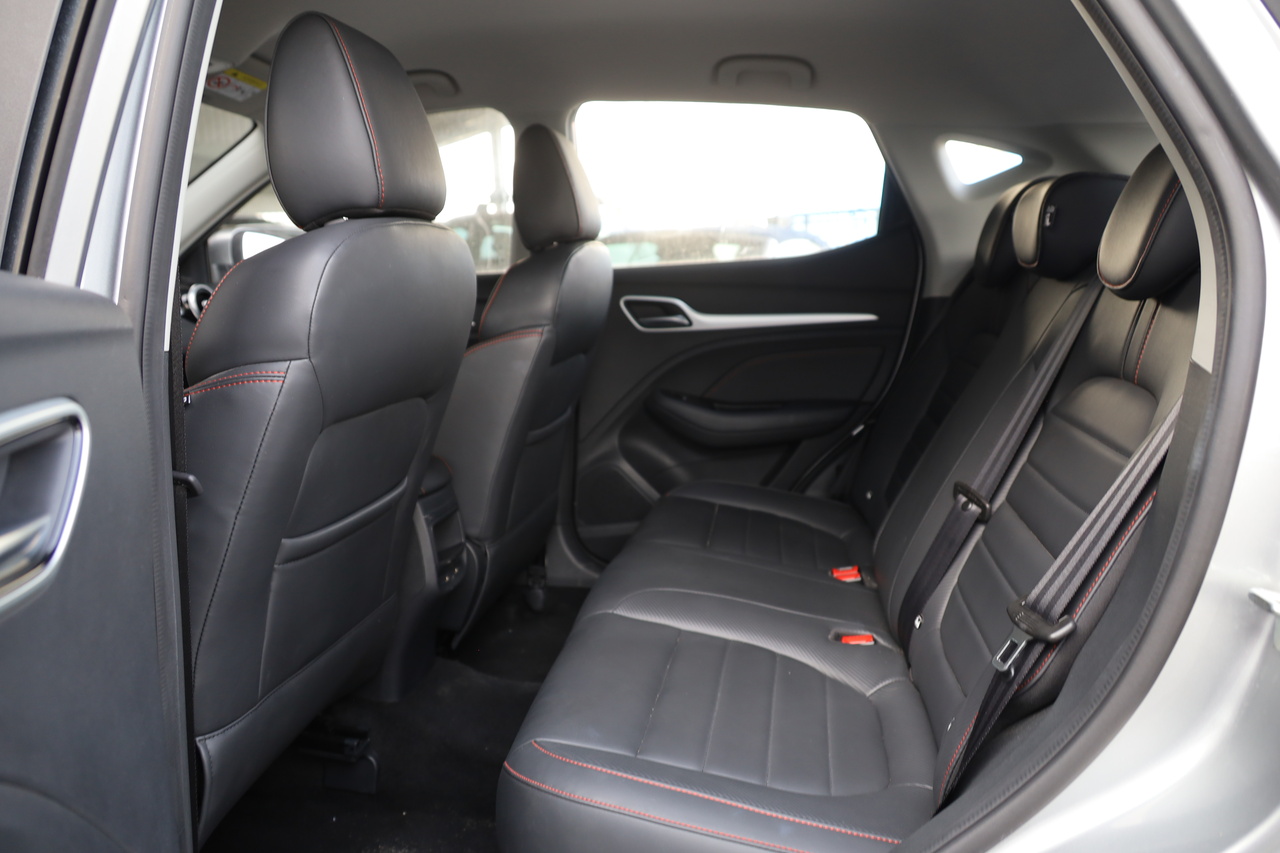 ZS 1.0 T-GDI Luxury